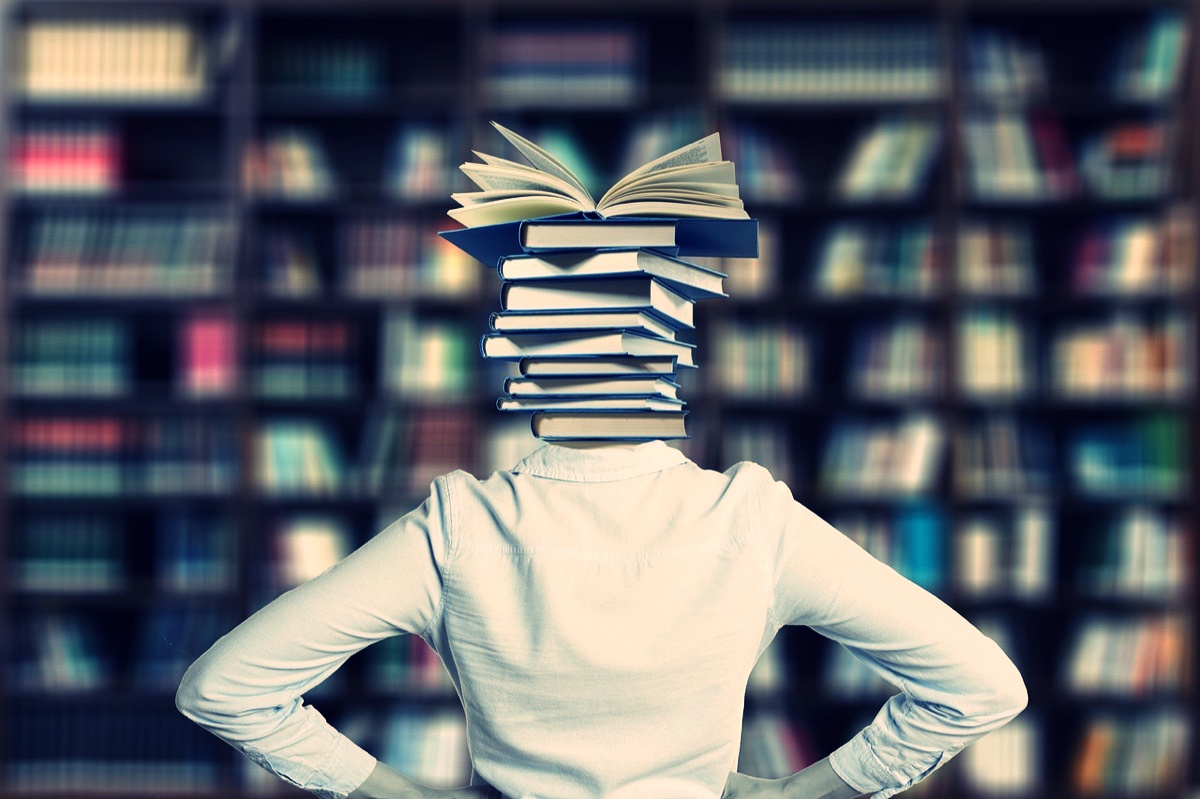 books-4158244_1280