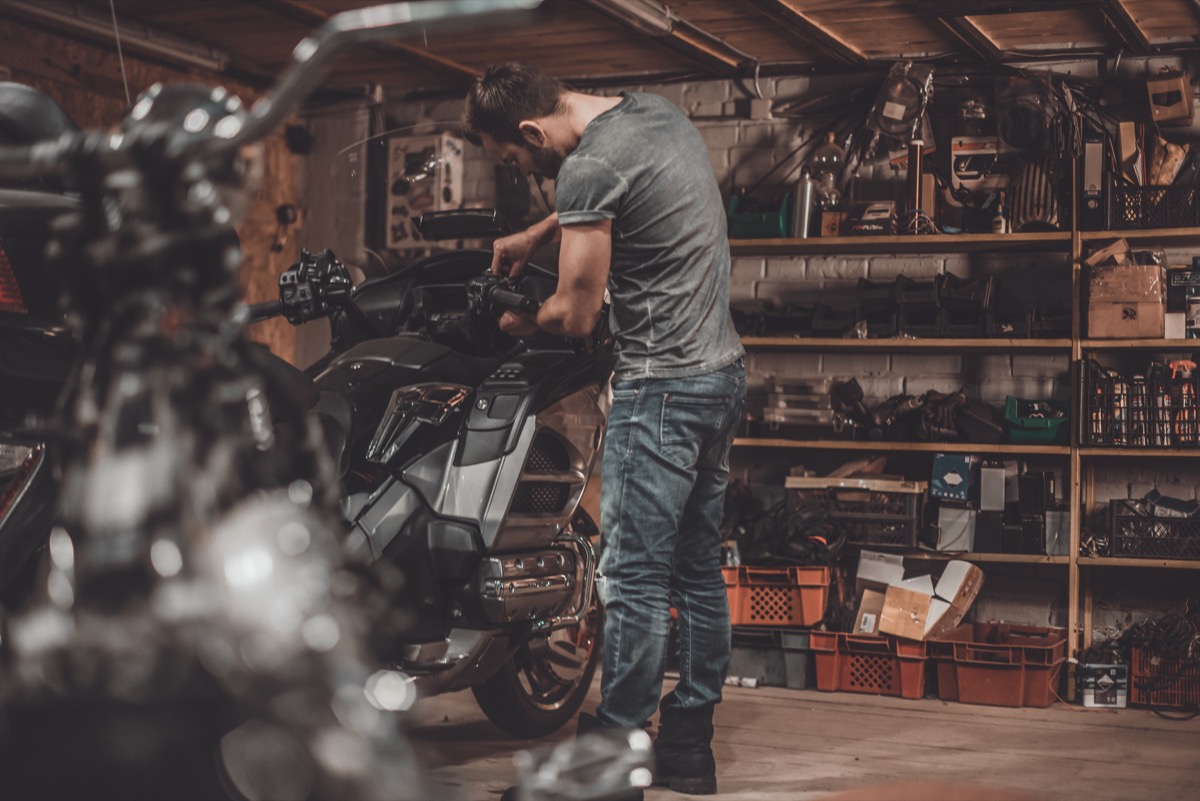 freepik-spending-time-with-bikes